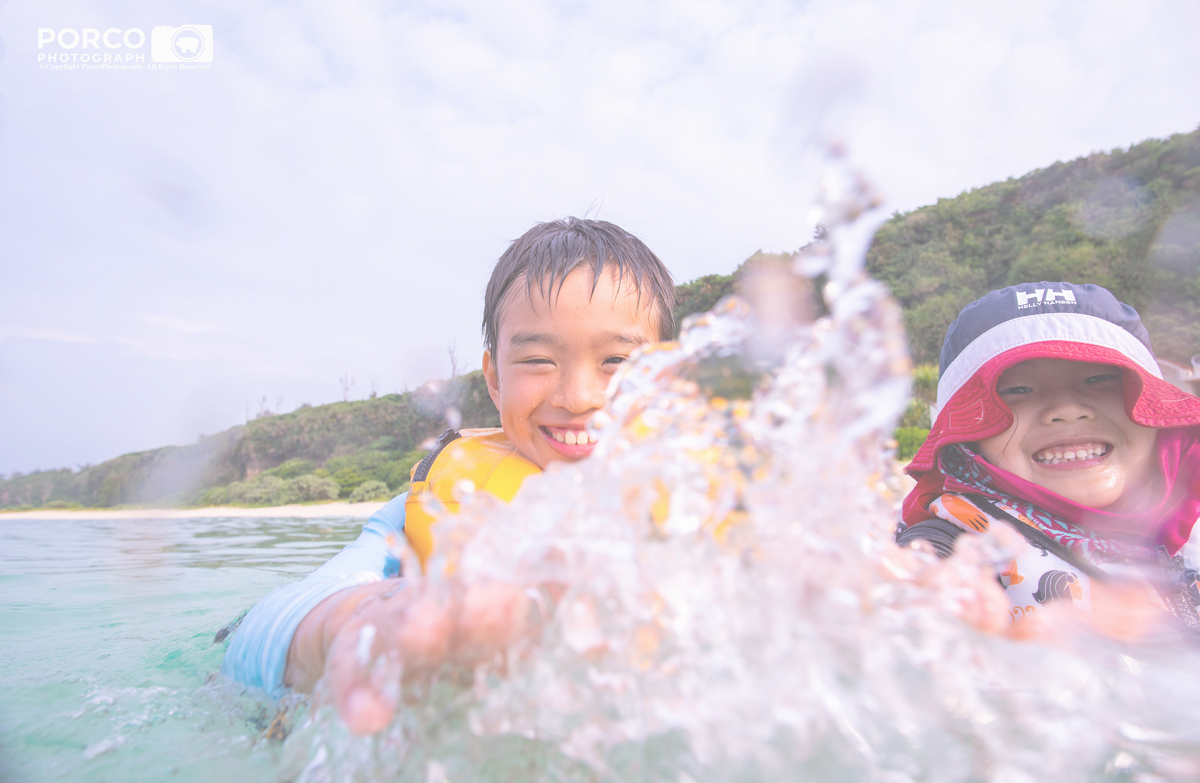 沖縄　出張撮影　家族写真　子供写真　ビーチ