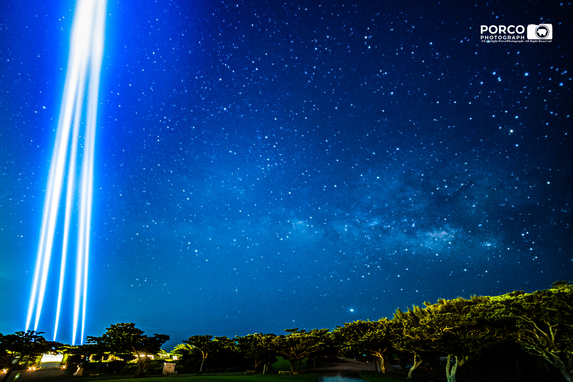 平和の光の柱 沖縄出張撮影 星空フォト ポルコフォトグラフ